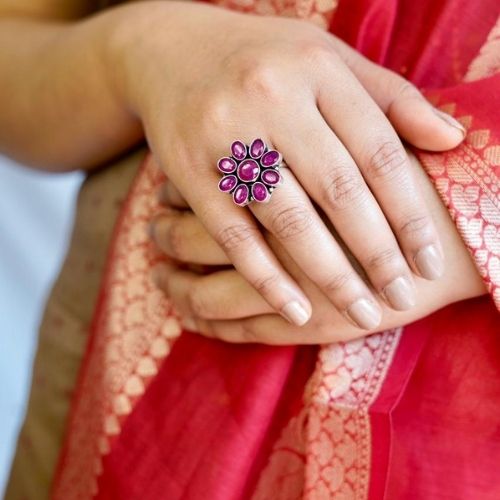 Monalisa Stone Flower Ring